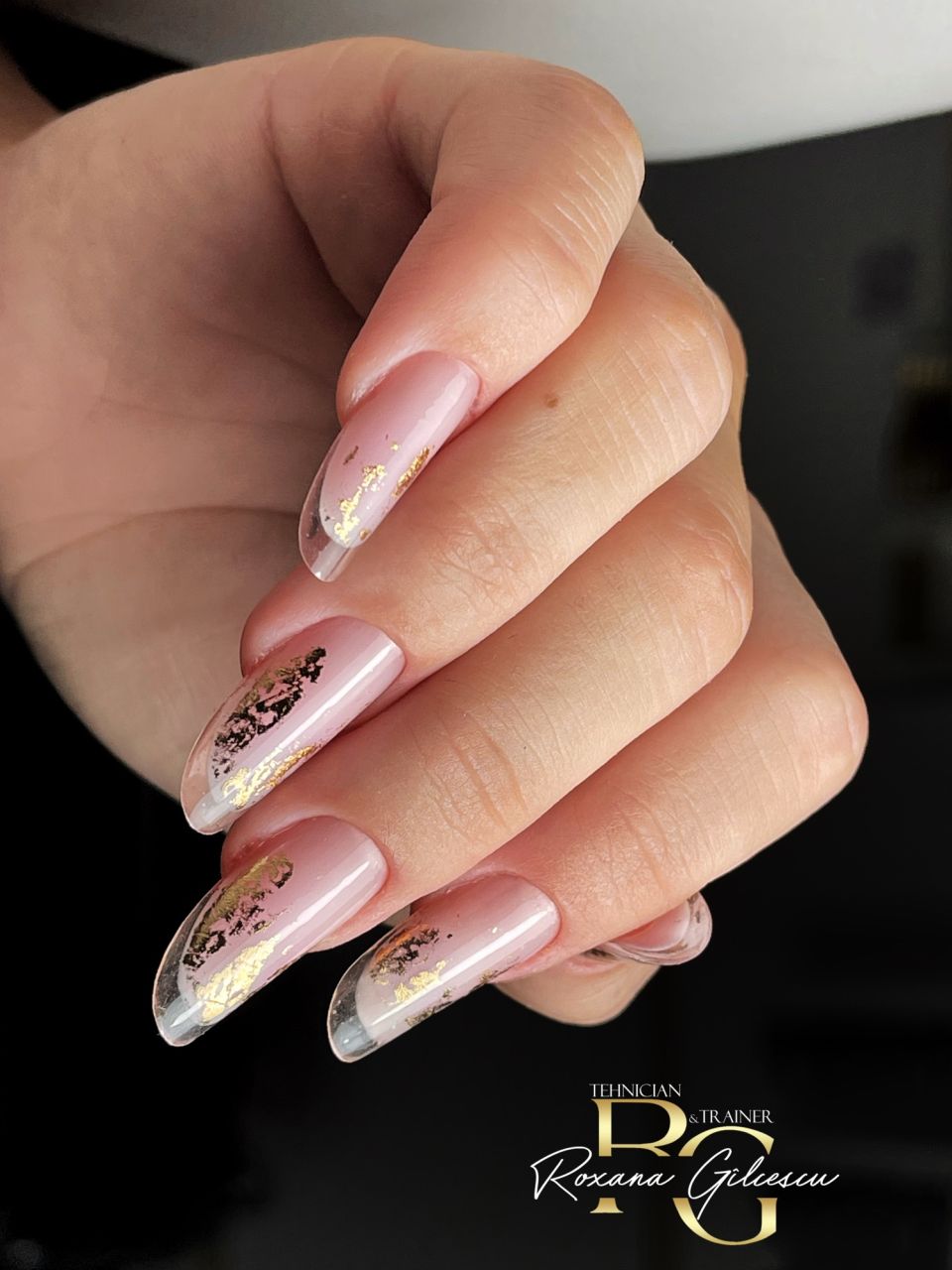 Constructie unghii cu gel - Slim made by Roxana Gilcescu - from Stailer Constructie unghii cu gel - Slim made by Roxana Gilcescu - from Stailer