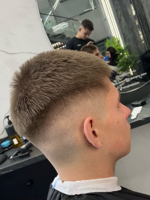 Tuns skin fade si spalat