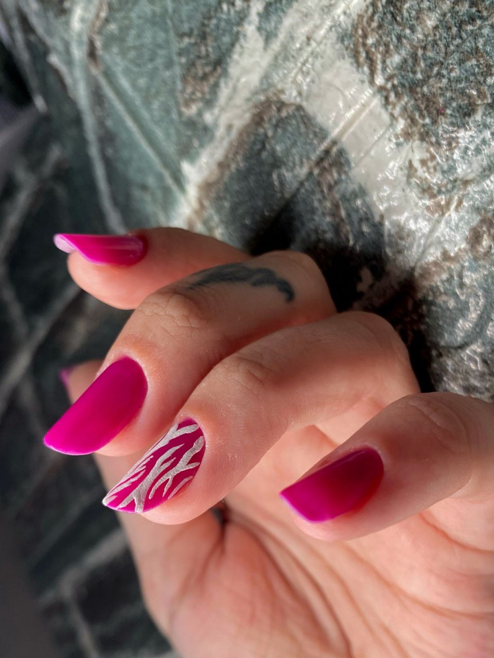 Manichiura constructie unghii cu gel - Slim made by Adina Gradinaru - from Stailer Manichiura constructie unghii cu gel - Slim made by Adina Gradinaru - from Stailer