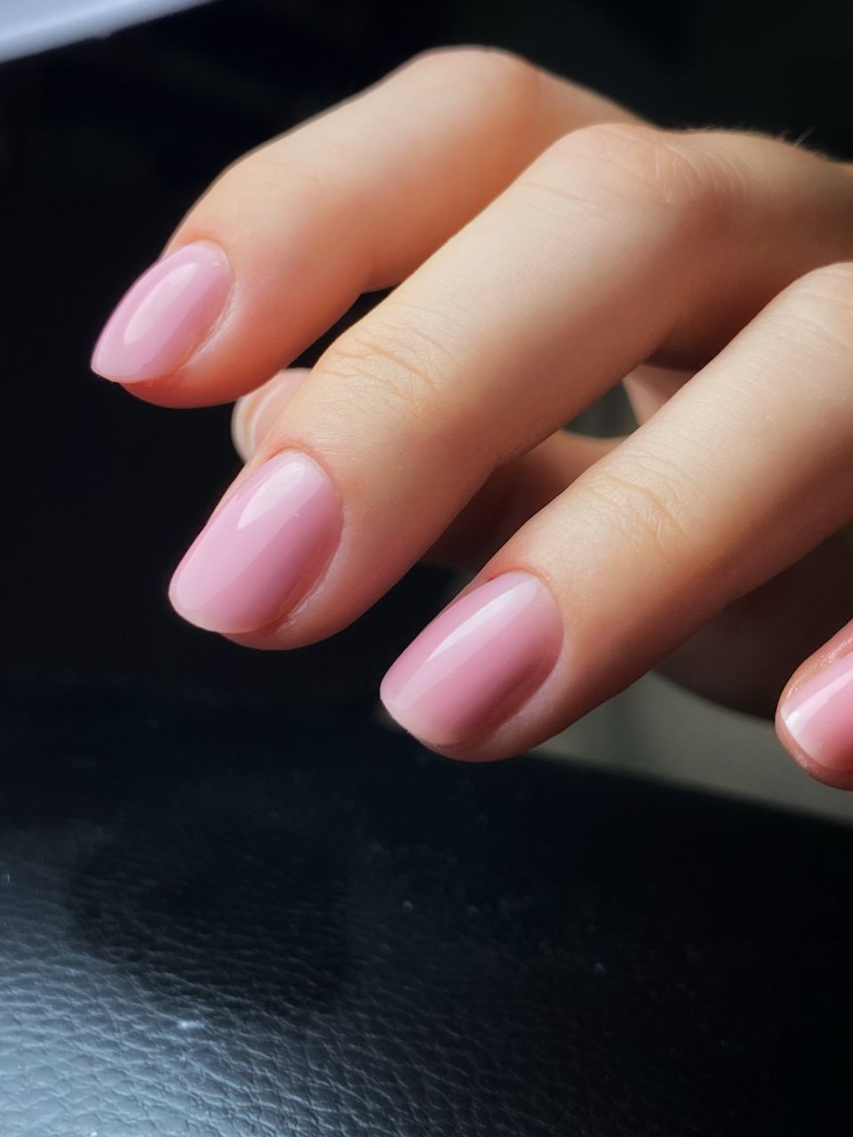 Manichiura cu oja semipermanenta made by Adina Gradinaru - from Stailer Manichiura cu oja semipermanenta made by Adina Gradinaru - from Stailer