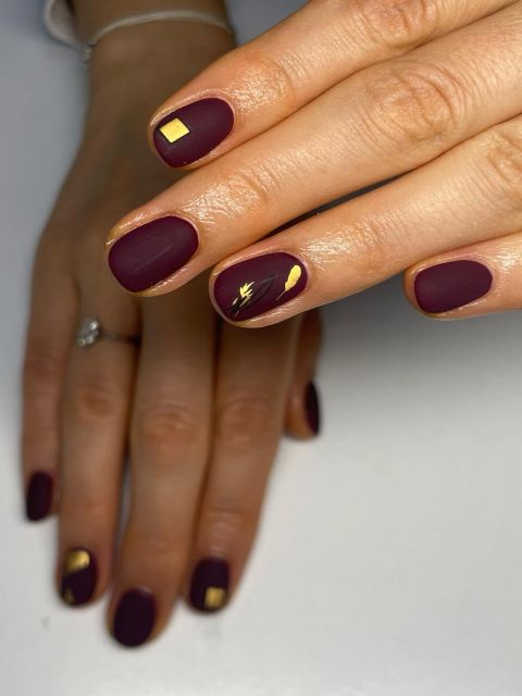 Manichiura cu oja semipermanenta