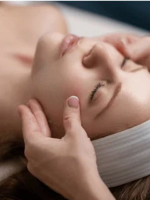 Masaj facial cu fiola hidratare sau antirid made by Mihaela Muresan - from Stailer