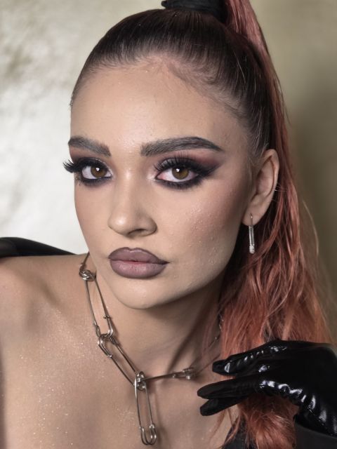 Machiaj evenimente made by Cristina  Bucur - from Stailer Machiaj evenimente made by Cristina  Bucur - from Stailer