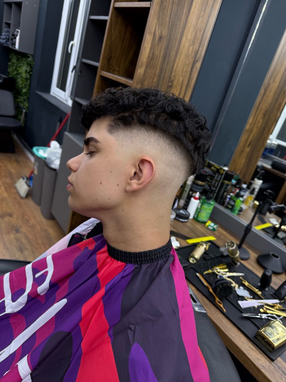 Tuns skin fade made by Vlad Croitoru - from Stailer