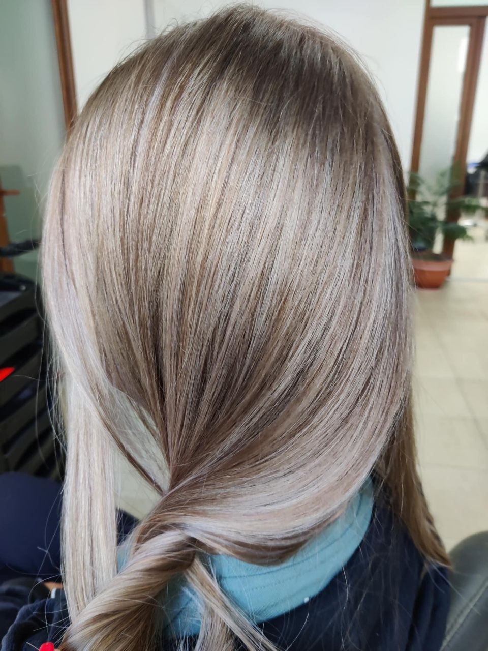 Vopsit Balayage made by Diana Sipos - from Stailer