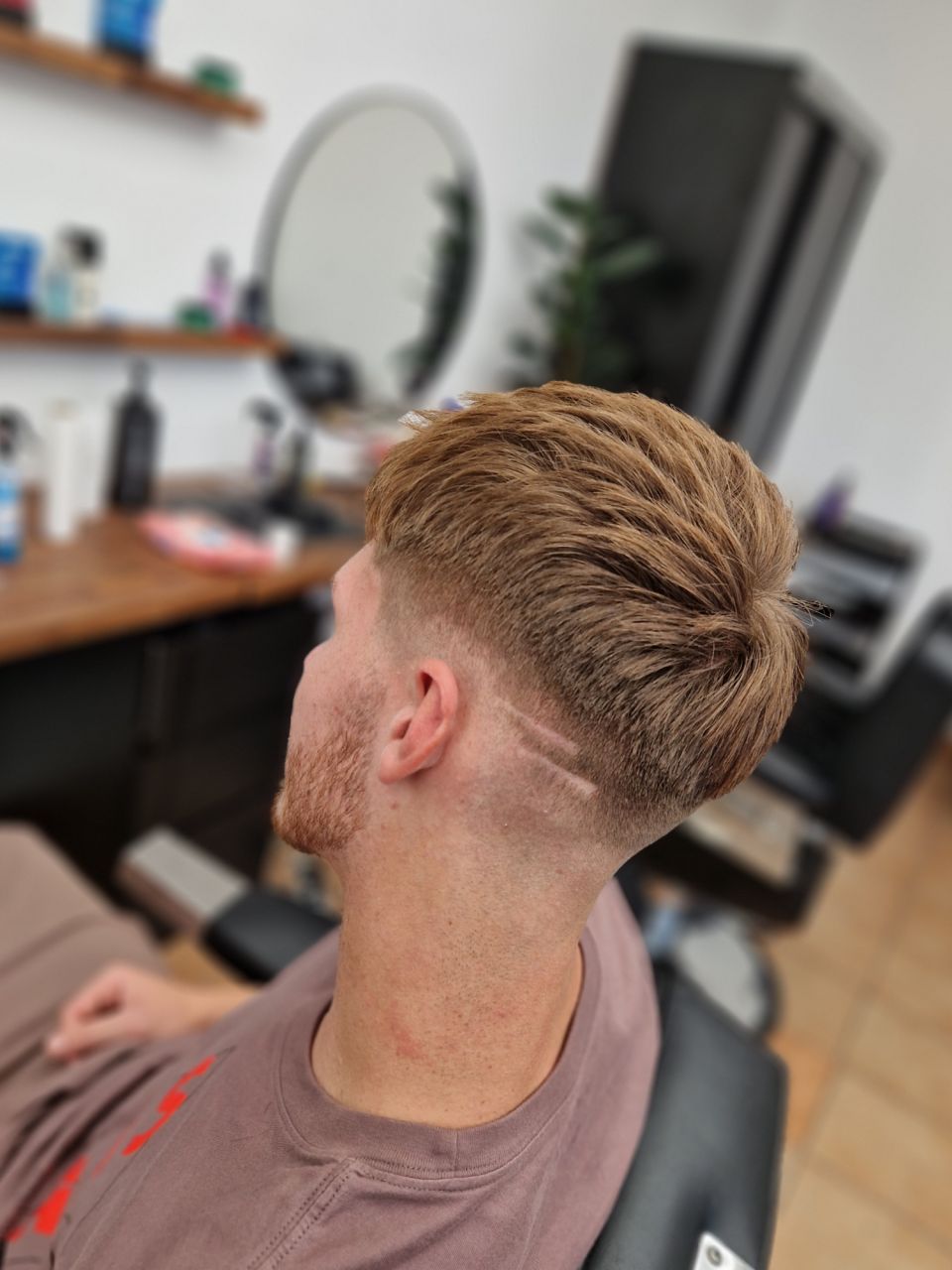 Tuns skin fade made by Catalin Barbu - from Stailer