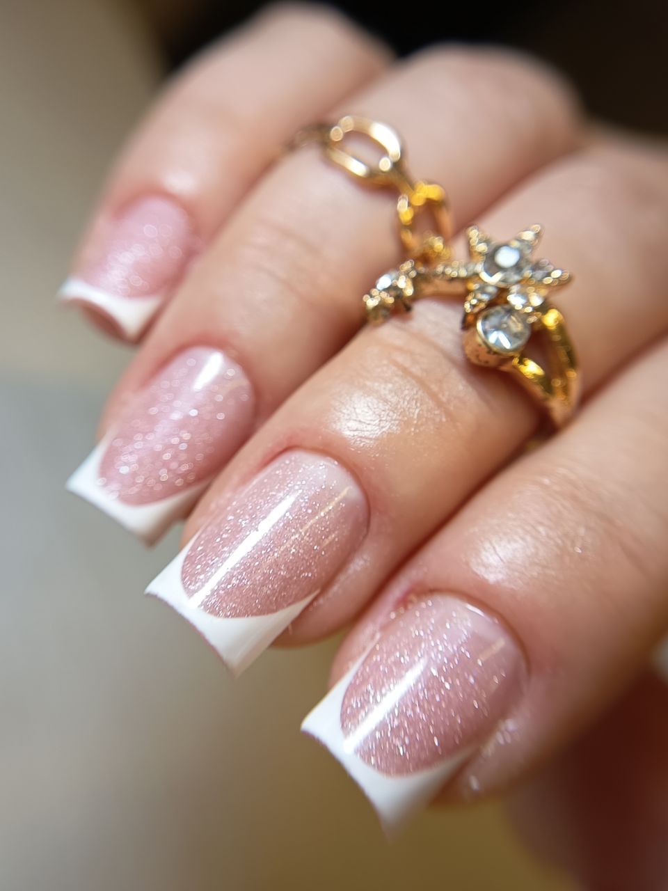 Manichiura constructie cu gel - marimea 1-2 made by Andreea Biru - from Stailer