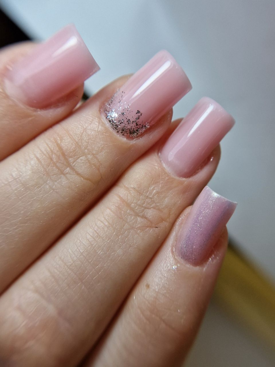 Manichiura constructie cu gel - marimea 1-2 made by Andreea Biru - from Stailer