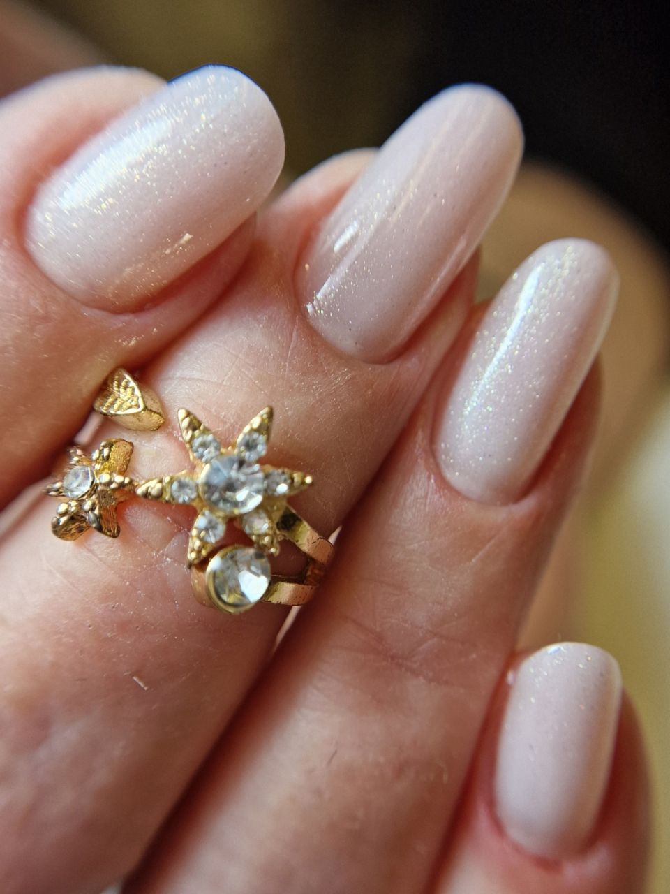 Manichiura constructie cu gel - marimea 1-2 made by Andreea Biru - from Stailer