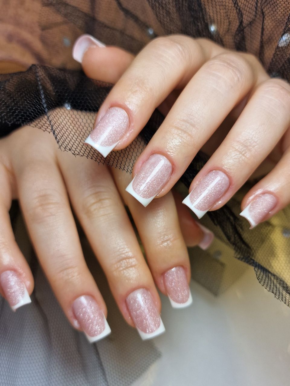 Manichiura constructie cu gel - marimea 3-4 made by Andreea Biru - from Stailer