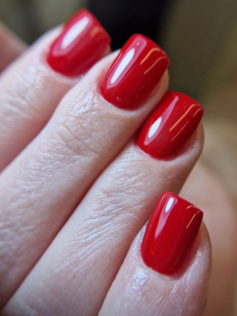 Manichiura cu gel pe unghie naturala made by Andreea Biru - from Stailer