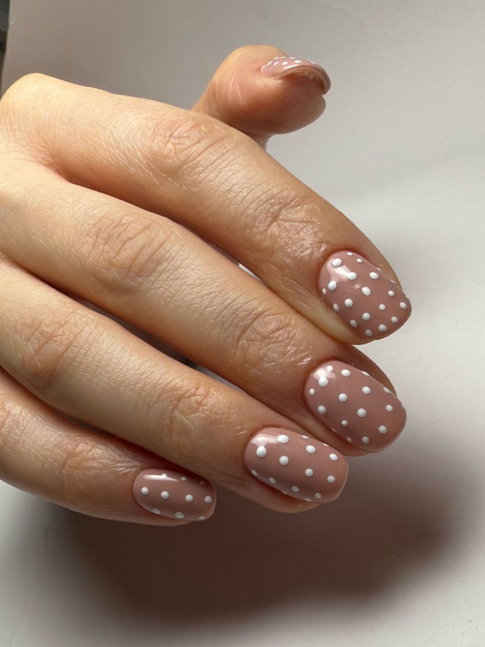 Manichiura semipermanenta cu apex made by Cristiana Mitroi - from Stailer