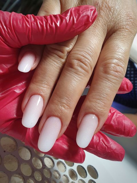 Manichiura constructie gel - marime mica