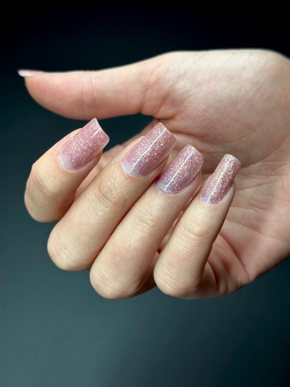 Manichiura cu gel tipsuri reutilizabile made by Daniela Tuncal - from Stailer