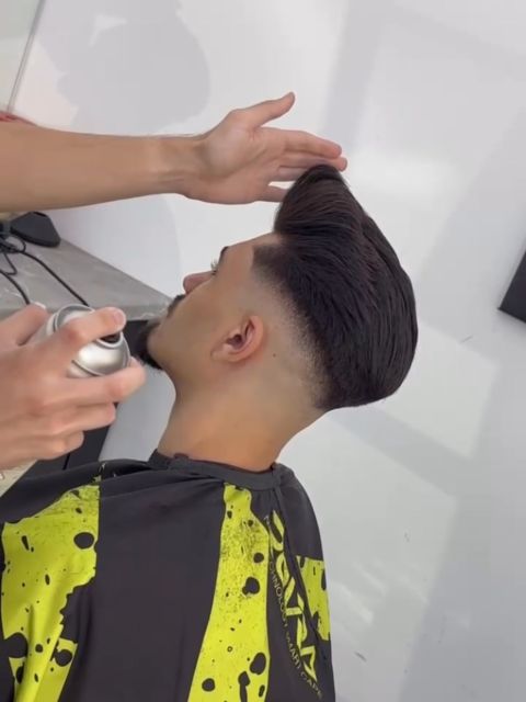 Tuns skin fade made by David Muresan - from Stailer