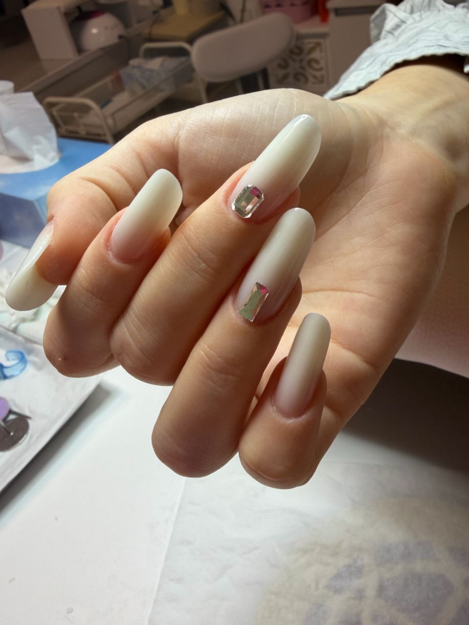 Intretinere unghii cu gel - marime S made by Cristina  Matei - from Stailer Intretinere unghii cu gel - marime S made by Cristina  Matei - from Stailer