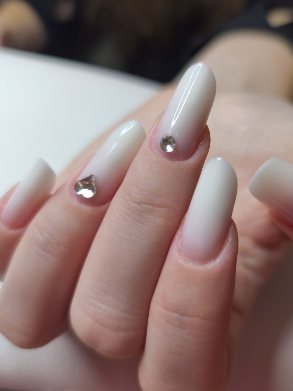 Intretinere unghii cu gel - Slim made by Cristina  Matei - from Stailer