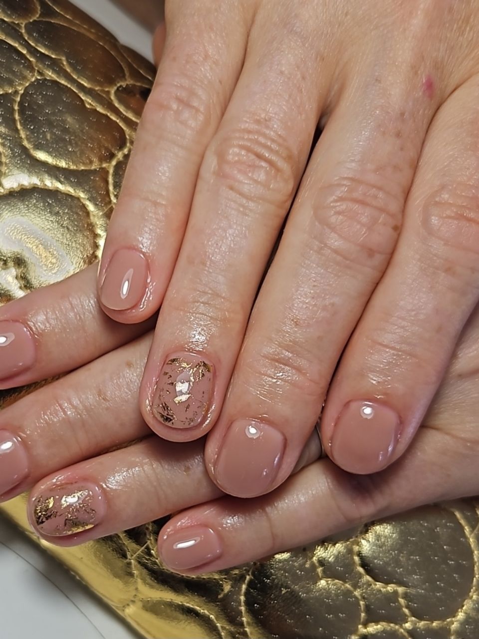 Manichiura oja semipermanenta - simpla made by Diana  Baesu - from Stailer