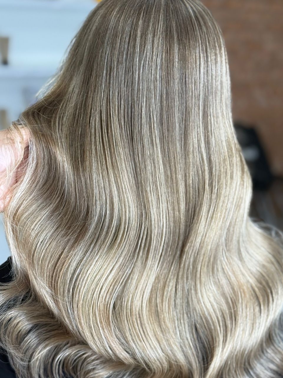 Balayage din decolorare made by Claudia Balmus - from Stailer Balayage din decolorare made by Claudia Balmus - from Stailer
