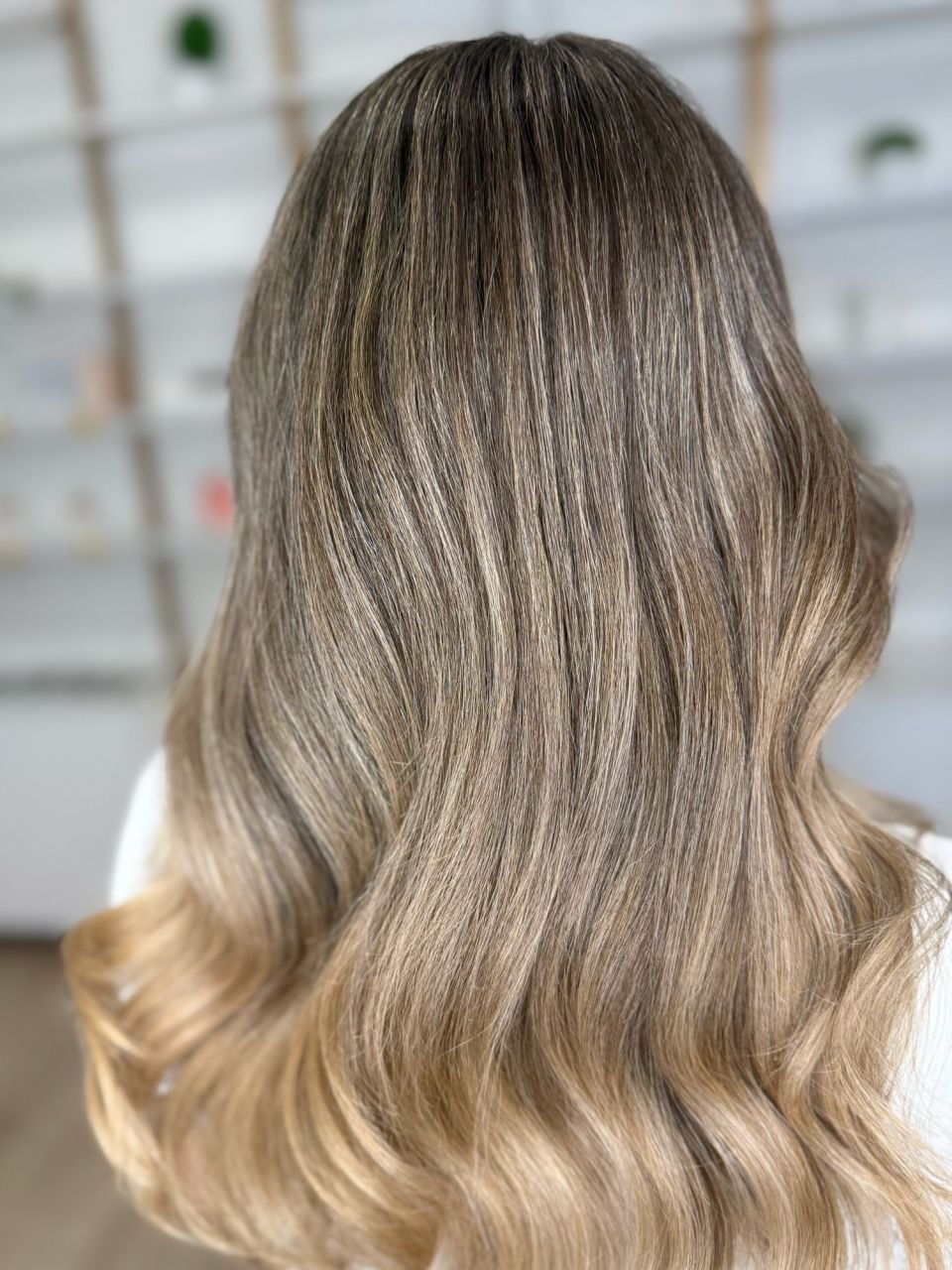 Balayage din decolorare made by Claudia Balmus - from Stailer Balayage din decolorare made by Claudia Balmus - from Stailer