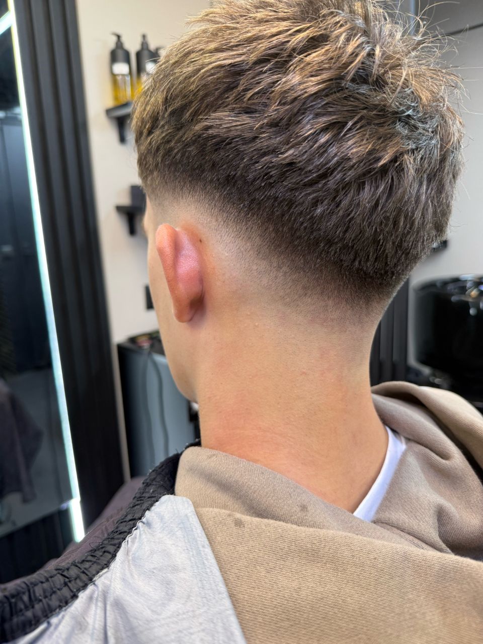 Tuns skin fade made by Razvan T - from Stailer