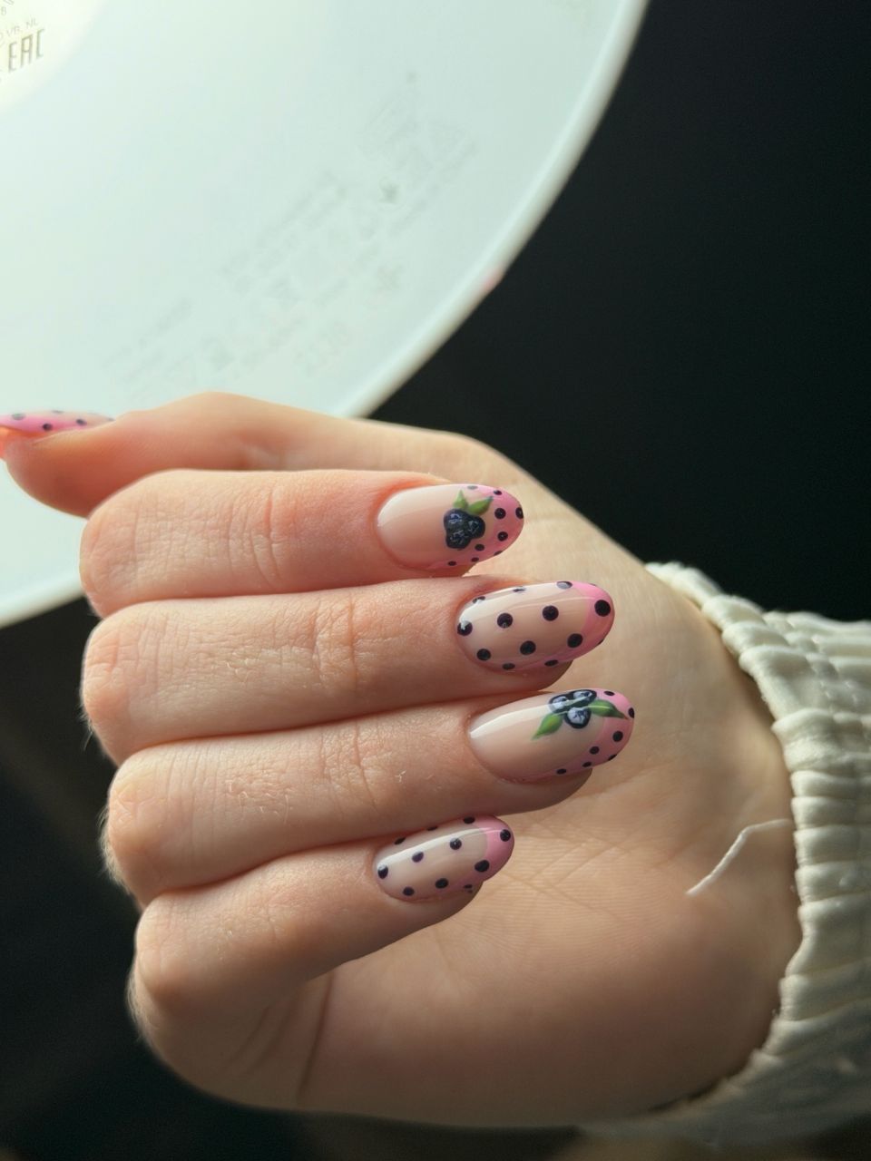 Intretinere unghii cu gel made by Daniela Florentina - from Stailer