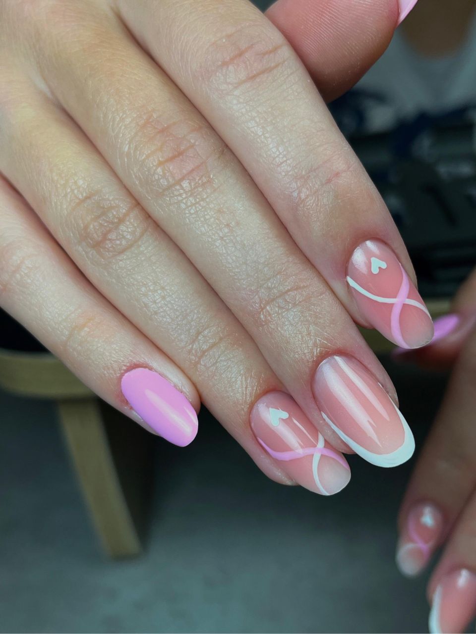 Manichiura constructie unghii cu gel made by Daniela Florentina - from Stailer