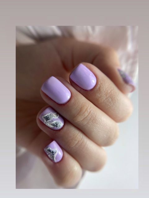 Manichiura cu oja semipermanenta