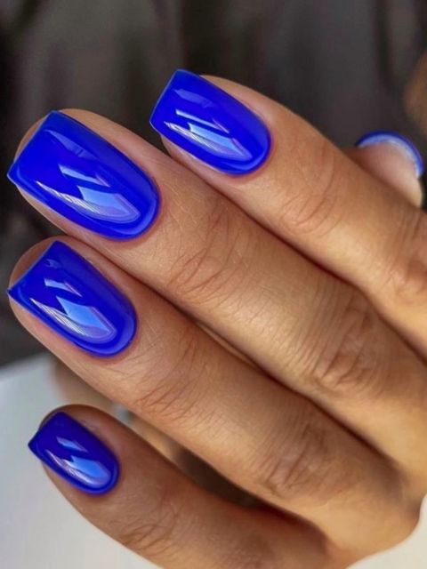 Manichiura cu oja semipermanenta