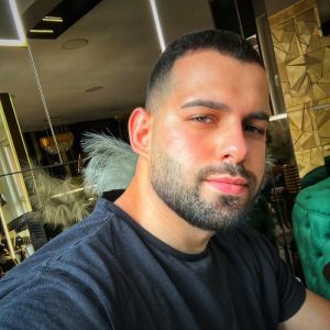 Mihai   Leon