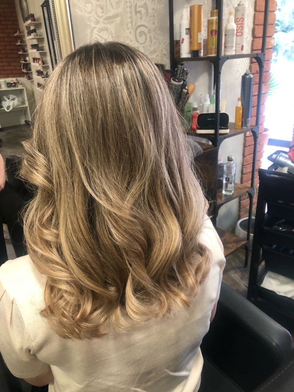 Balayage - par mediu made by Laura Gheorghe - from Stailer