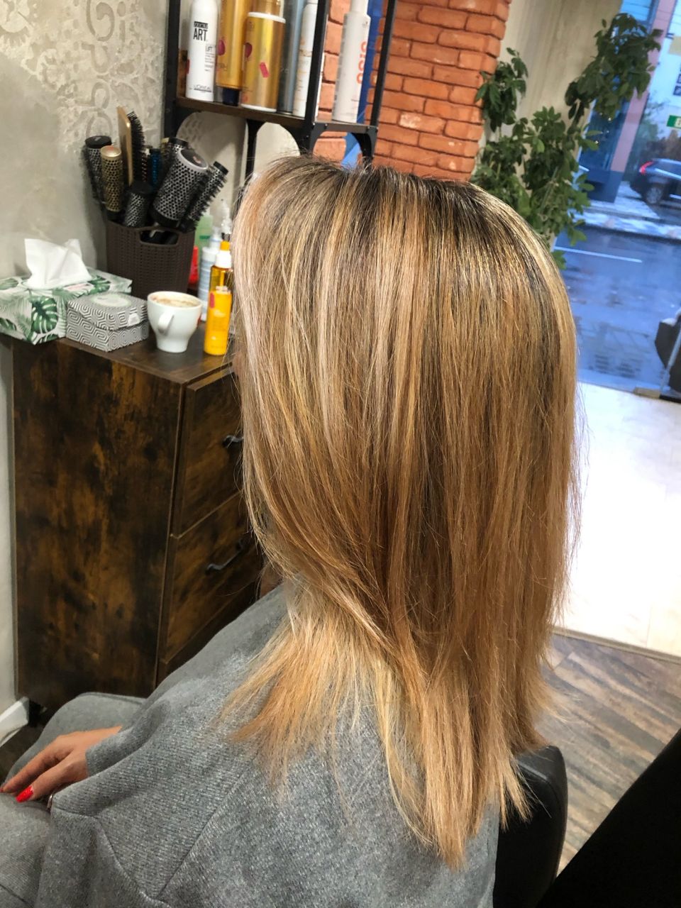 Vopsit Suvite - par mediu made by Laura Gheorghe - from Stailer