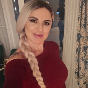 Diana Lazarides