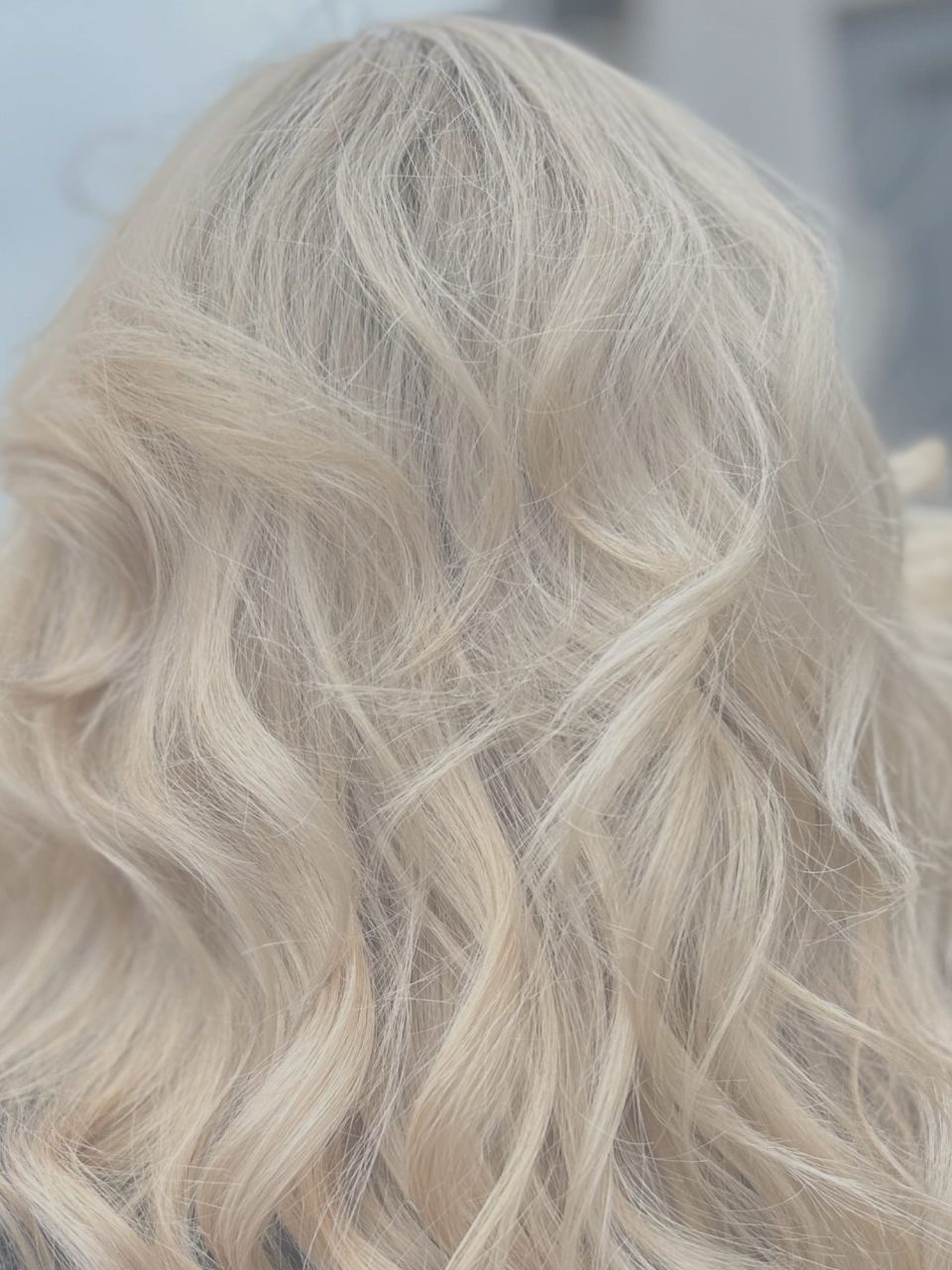 Vopsit balayage made by Marinela Lazar - from Stailer