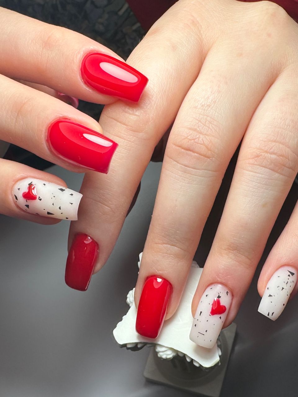 Intretinere unghii cu gel – marime M made by Eva Silagyi - from Stailer