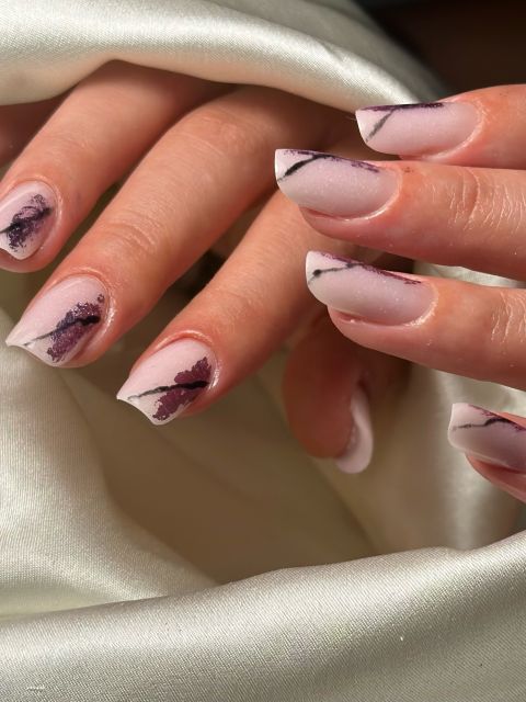Manichiura constructie unghii cu gel - Ultraslim made by Eva Silagyi - from Stailer