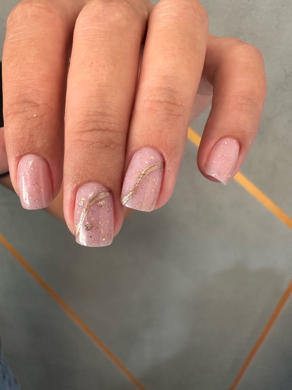 Intretinere unghii cu gel made by Irina Milas - from Stailer