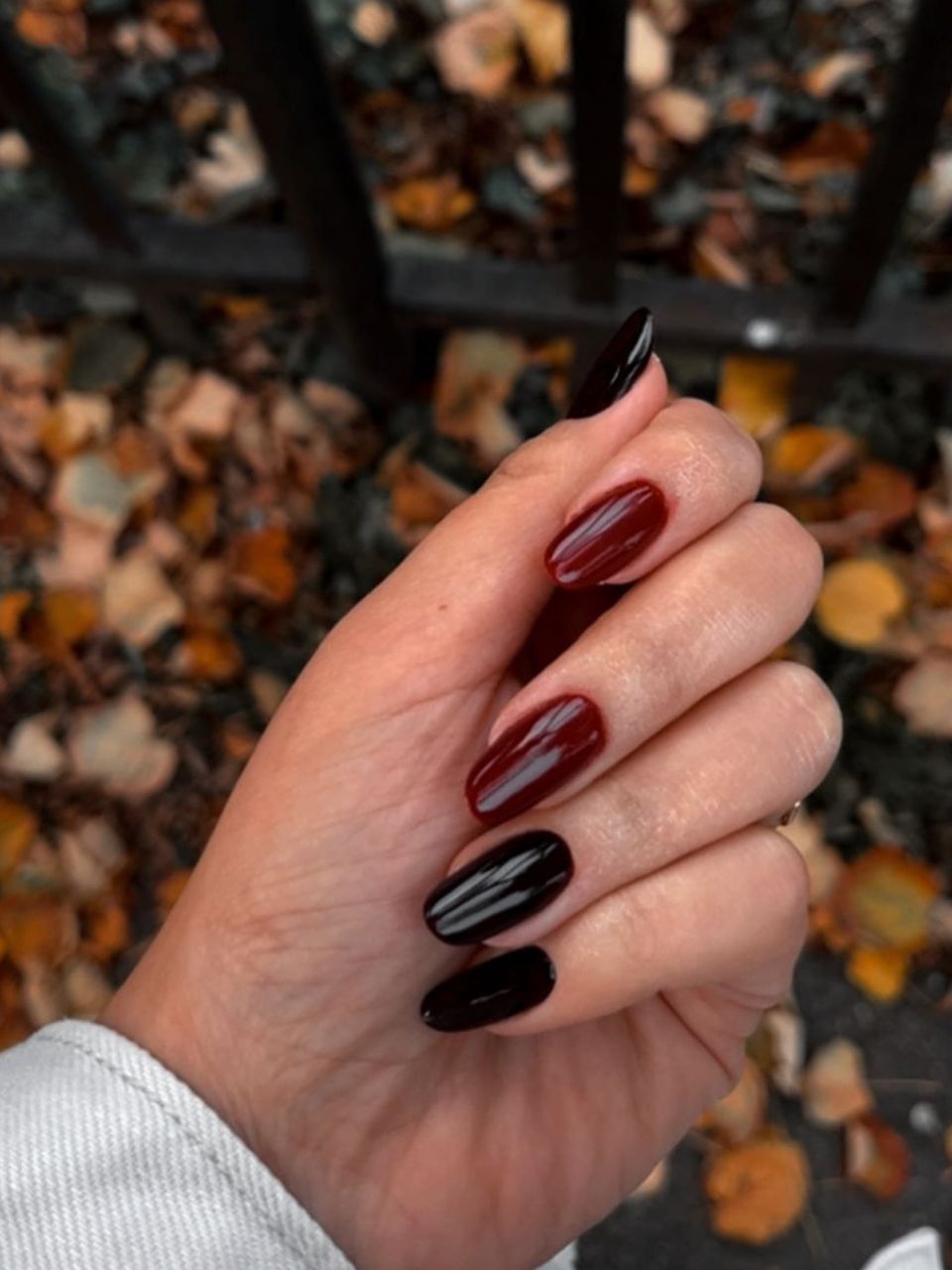 Intretinere unghii cu gel made by Irina Milas - from Stailer