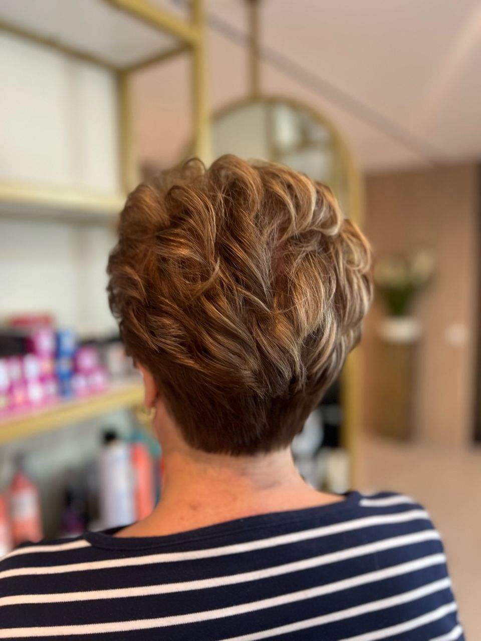 Vopsit - par scurt made by Georgiana Porgras - from Stailer