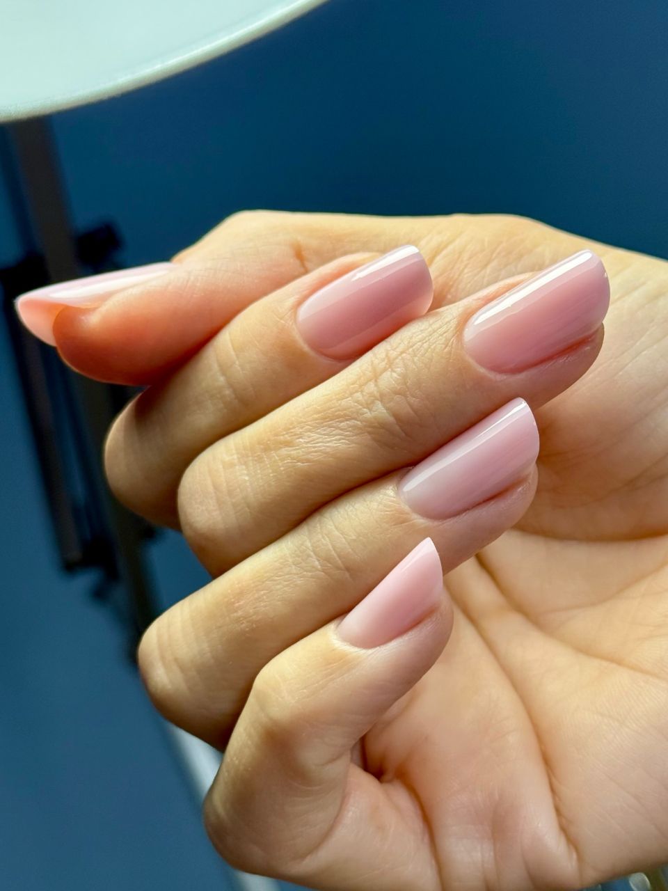 Intretinere unghii cu gel made by Tabita Andreea Virtan - from Stailer