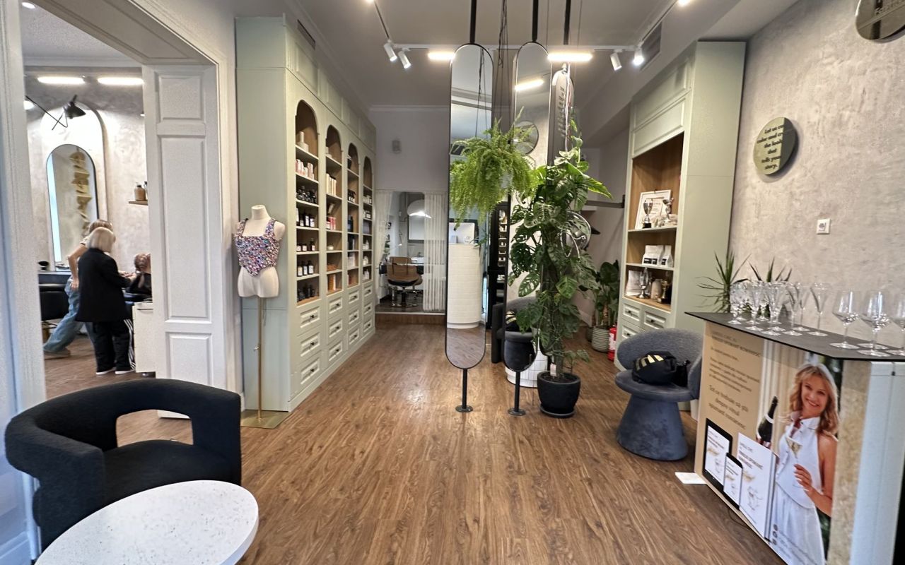 Catwalk by Ramona Mindru