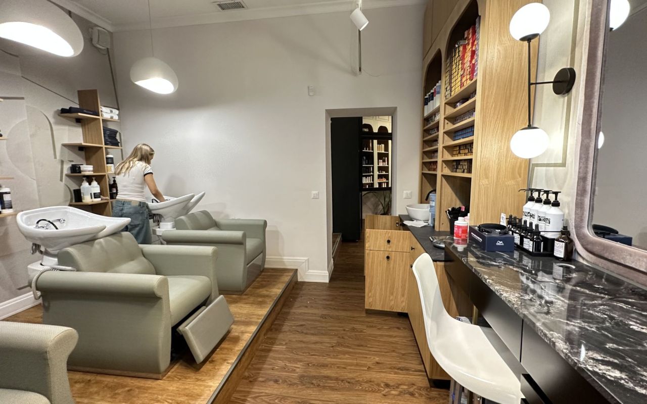 Catwalk by Ramona Mindru