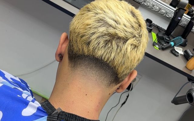 Example Salon