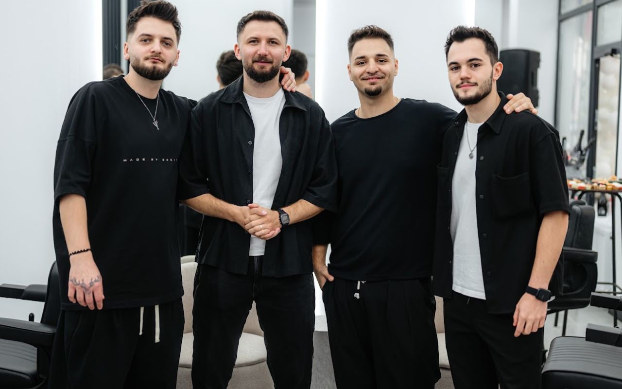 Tudor Saloon - Unirii