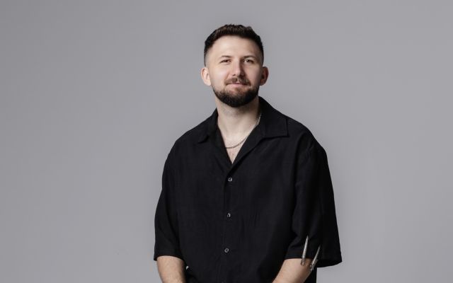 Tudor Saloon - Unirii Tudor Saloon - Unirii