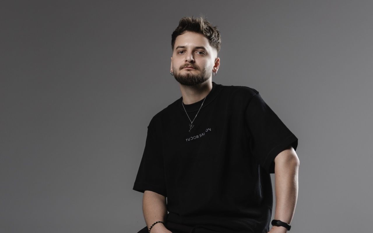 Tudor Saloon - Unirii