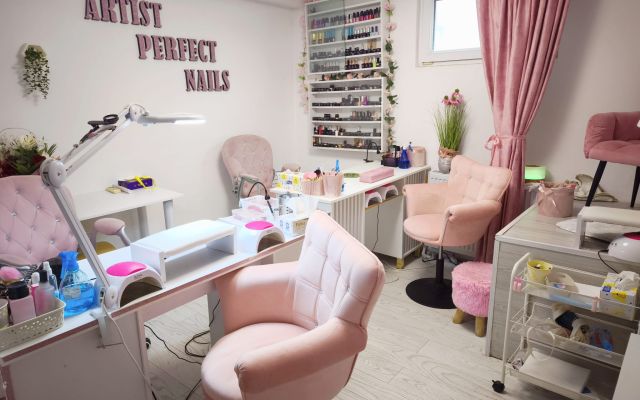 Artist Perfect Beauty by Cristina Matei 