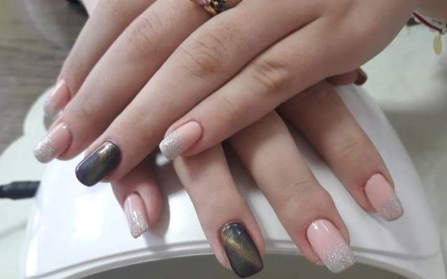 Magic Nails