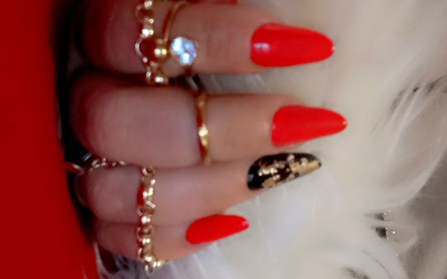 Magic Nails